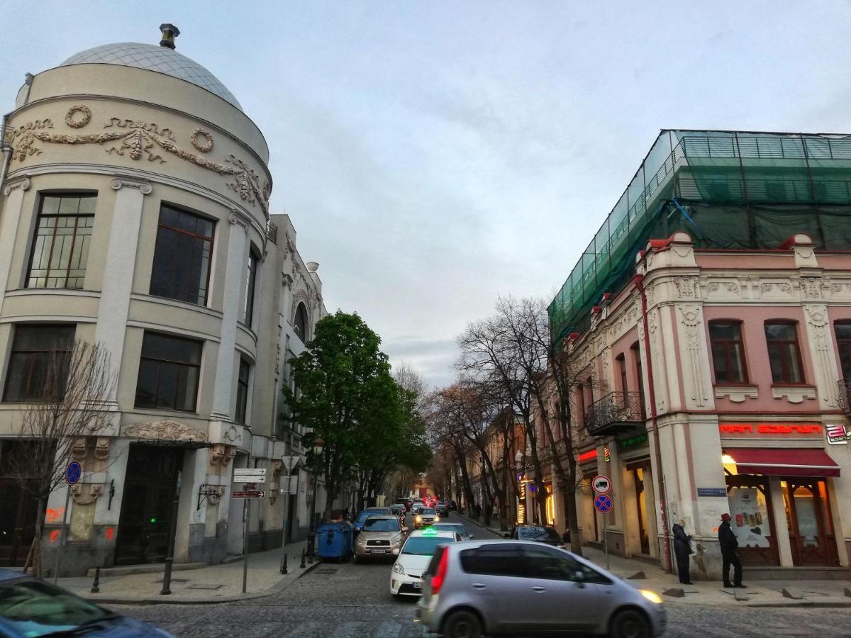 Hostel Violet Tbilisi Exterior foto