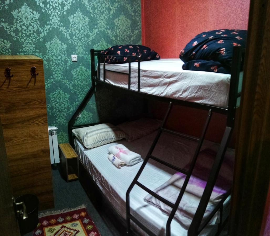 Hostel Violet Tbilisi Exterior foto